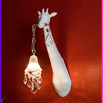 Жираф кристал, с монтиран на стената лампа, нощна лампа за дневна в скандинавски стил и модерна идентичност креативна модерна лампа за преминаване на