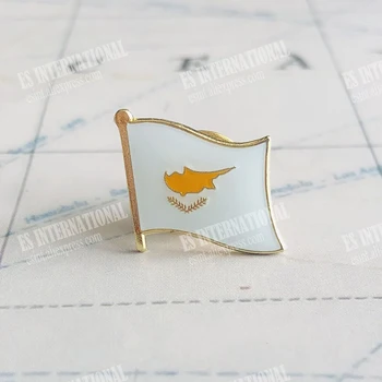 Националното знаме на Кипър Crystal Епоксидни Метална Емайл Икона Брошка Колекция Сувенири, Подаръци Игли За Ревери Аксесоари Размер1.6*1.9 см