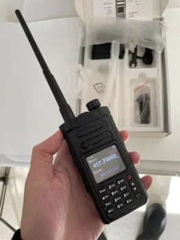 DMR цифрова преносима радиостанция Двустранно радио любителски професионално устройство на далечни разстояния Притежателя на мобилни телефони, VHF UHF домашно обзавеждане всички диапазони 5
