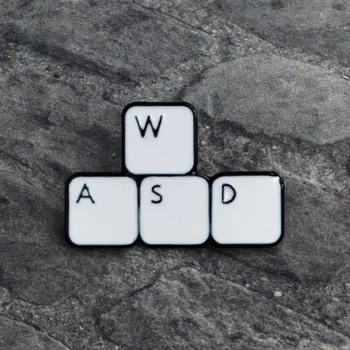 WASD клавиши на Клавиатурата на Genka видео игра Брошка Супер Контролер Играе Емайл на Жени Отличителни значки, Шапка, Чанта Дрехи Компютърна Декорация на Подаръци