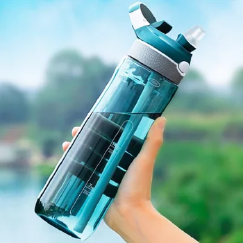 750 мл Tritan Градинска Бутилка за Вода със Сламка Спортни Бутилки Туризъм Къмпинг Пластмасова Бутилка за Напитки BPA Безплатно
