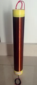 Диаметър на бобината на Тесла 5 см, височина 33,5 см