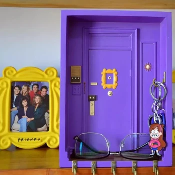 На ТВ шоу Приятели Държач За Ключове Титуляр на Вратата на Моника Дървена Лилава рамка, която да Закачалка Приятели Начало Декор на Верандата Монтиране на Средство За Съхранение на Ключове