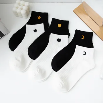 2021 Нови Сладки Бели Чорапи С Бродерия във формата на Луната и Звездите, Пролетно-летни Чорапи, Дамски Чорапи и интериор в японски стил Харадзюку, Къси Чорапи-тръба За Момичета, Meias